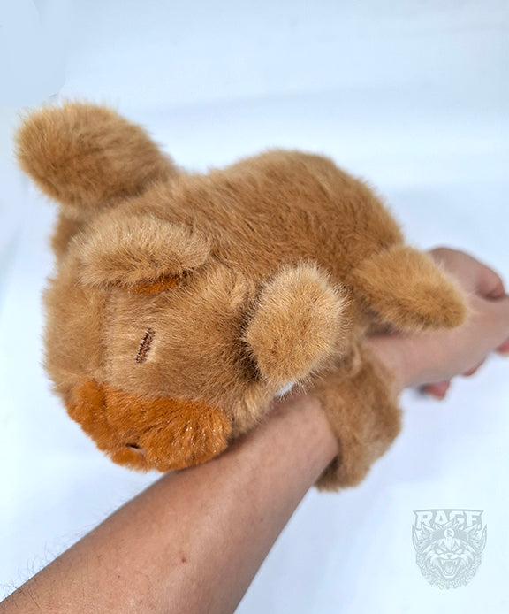 Pulsera de peluche de Capibara con alas (Mueve alas)