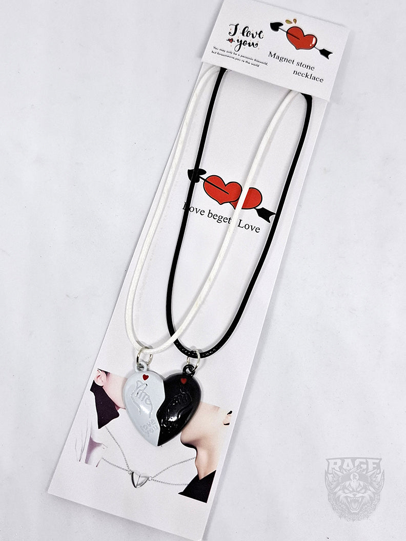 2x Collares de Corazón Blanco y Negro con imanes Coreano - Para parejas o BFF