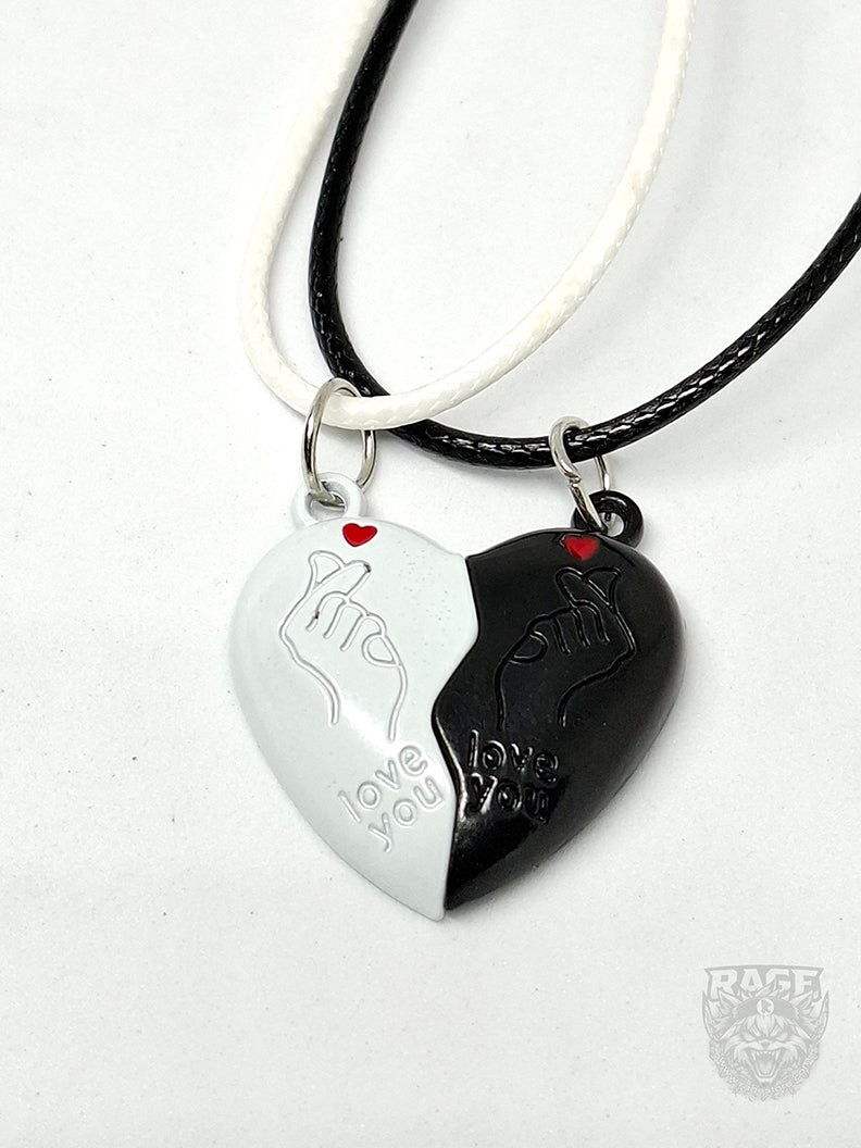 2x Collares de Corazón Blanco y Negro con imanes Coreano - Para parejas o BFF