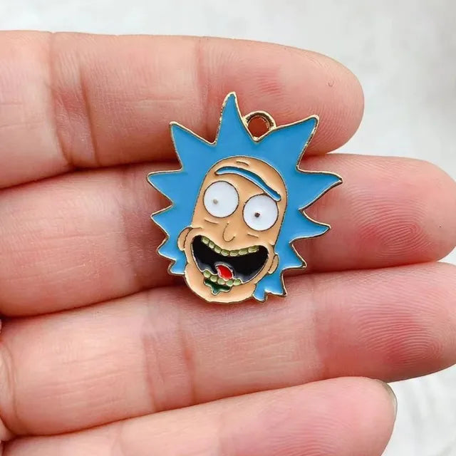 1x Dije de caras de personajes de Rick y Morty