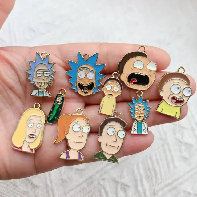 1x Dije de caras de personajes de Rick y Morty