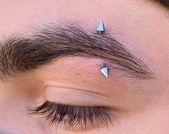 1x Piercing de púas para ceja plateado