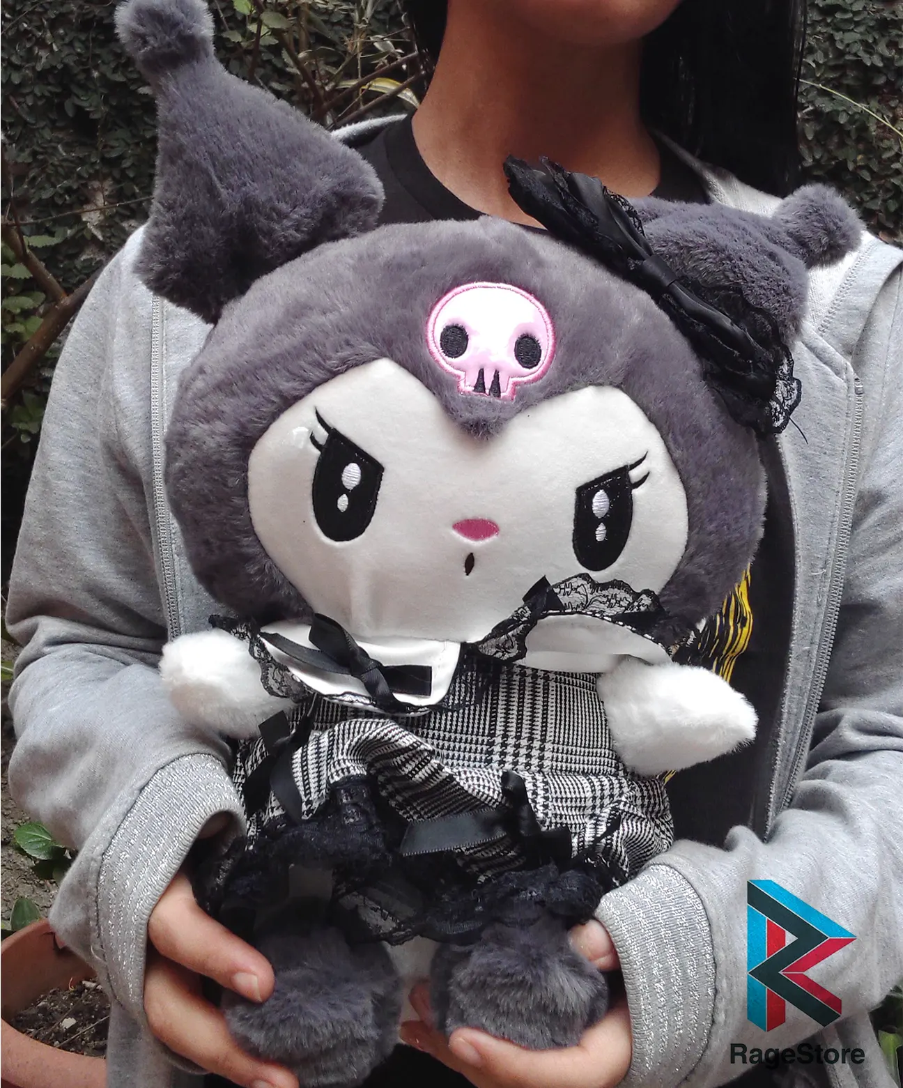 Peluche de Kuromi (2 tamaños a elegir)