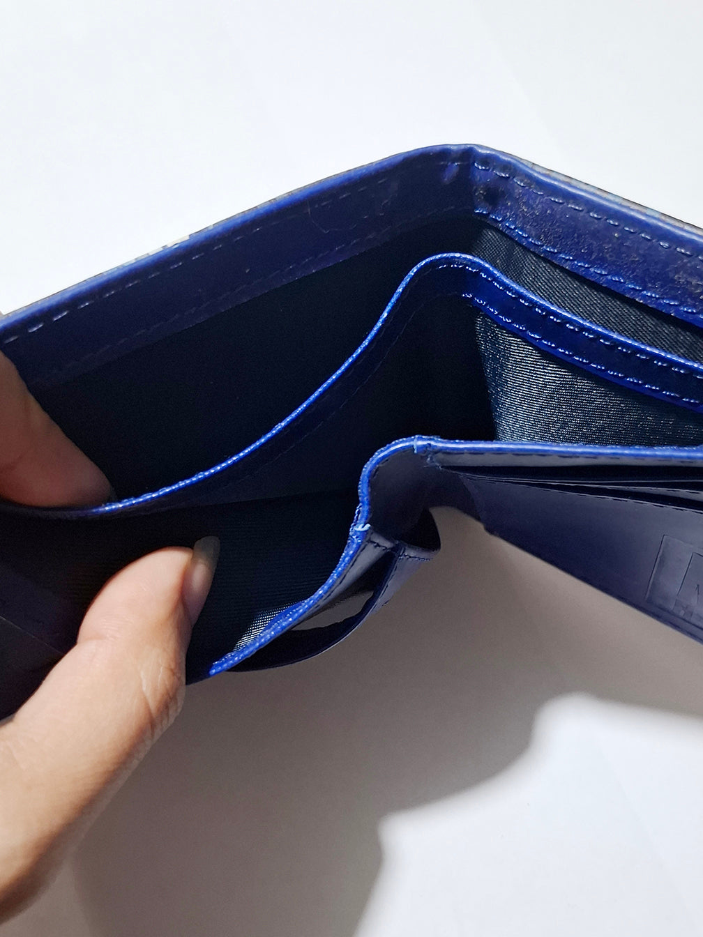 Billetera Capitán América letras