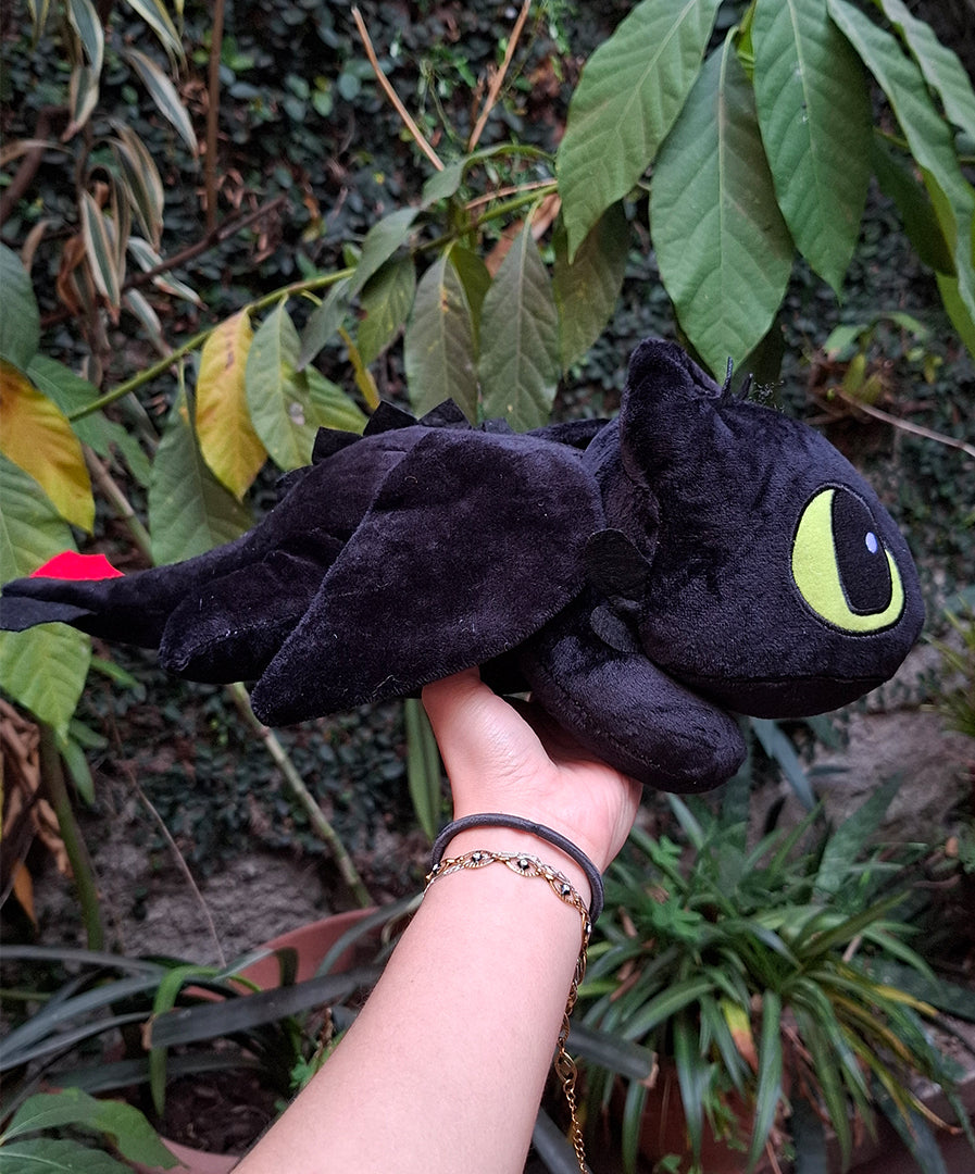 Peluche de Chimuelo acostado - Cómo entrenar a tu Dragón